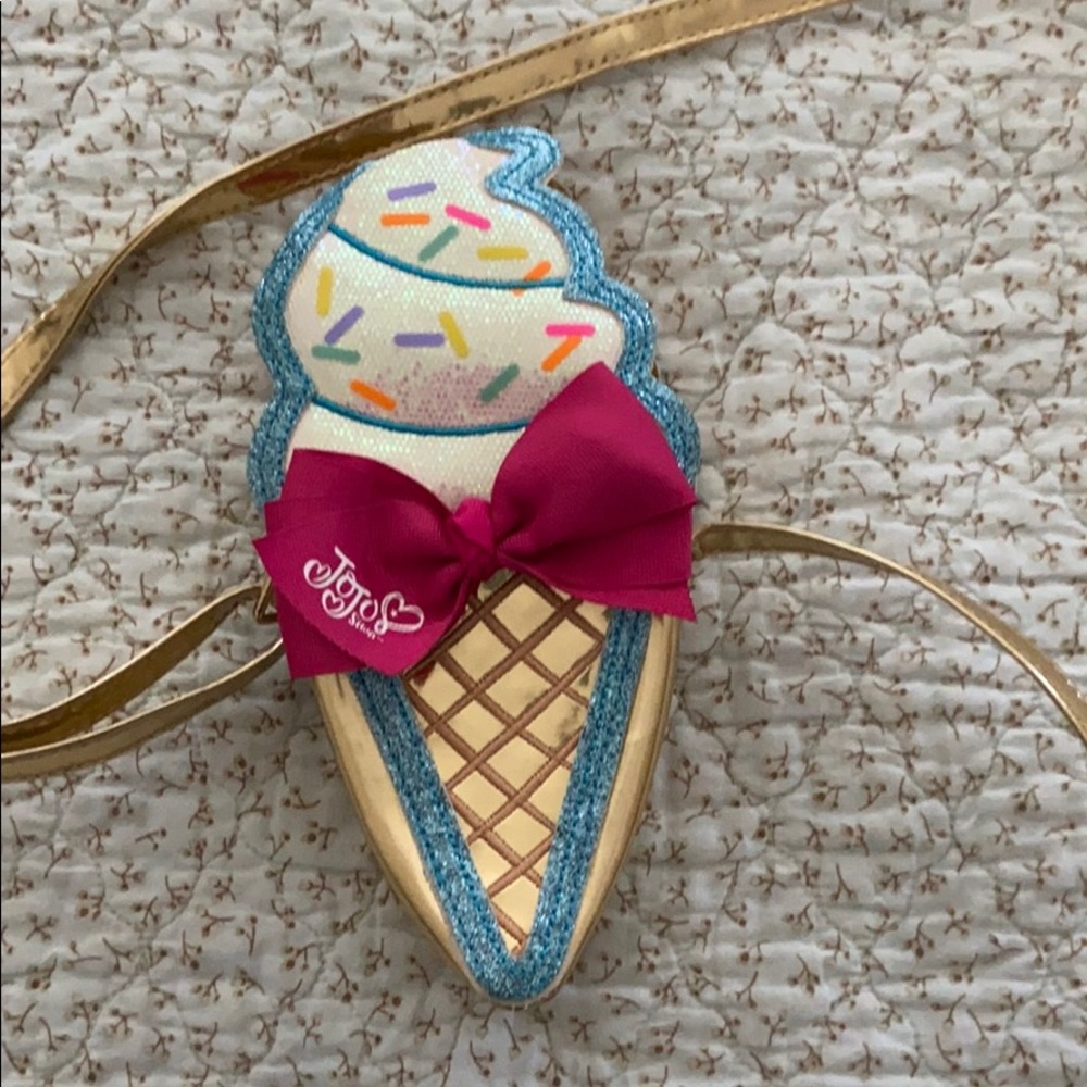 Jojo Siwa crossbody!